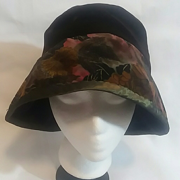 womens velvet hat